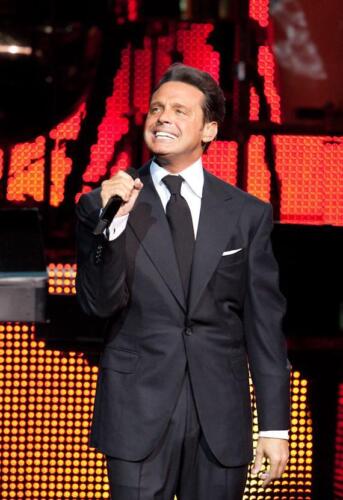 luis-miguel-las-vegas-2009 5